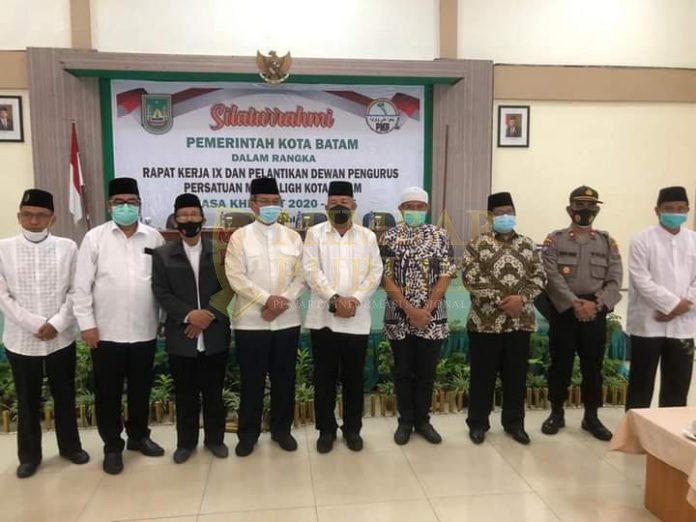 Pj Walikota Batam hadiri raker dan pelantikan PMb masa khidmat 2025 di PIH Batam, Minggu (18/10/2020). / ft - mcb