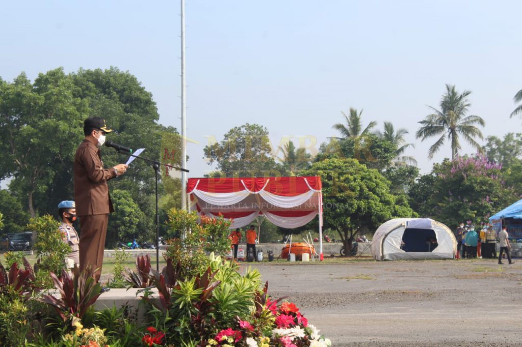 Foto : Fredy SM sedang Memimpin Apel Kesiapsiagaan di Kabupaten Lampung Timur.