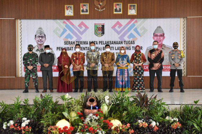 Zaiful Bokhari saat menyampaikan rasa terima kasih kepada Pjs. Bupati Fredy SM