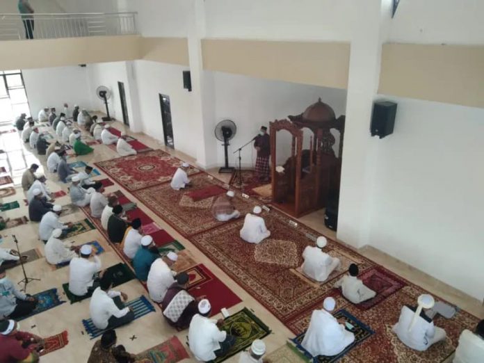 Masjid Syekh Utsman, Tanjabbar, Jambi