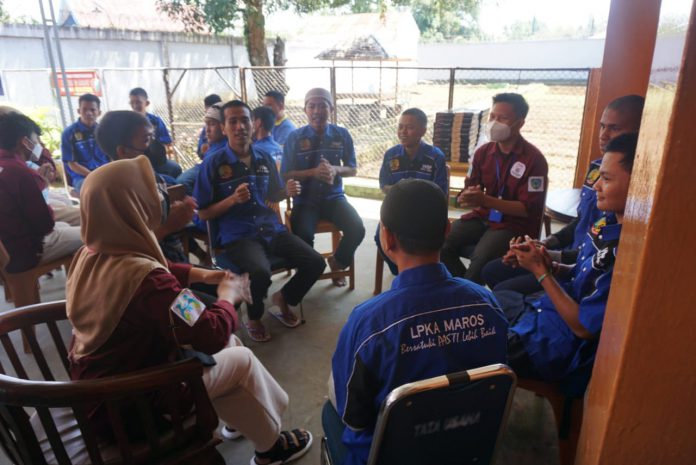 Andikpas dan Forum Anak Sulawesi Selatan Saat Melakukan Sharing And Caring di LPKA Kelas ll Maros (Foto : Nur Fajriansyah)