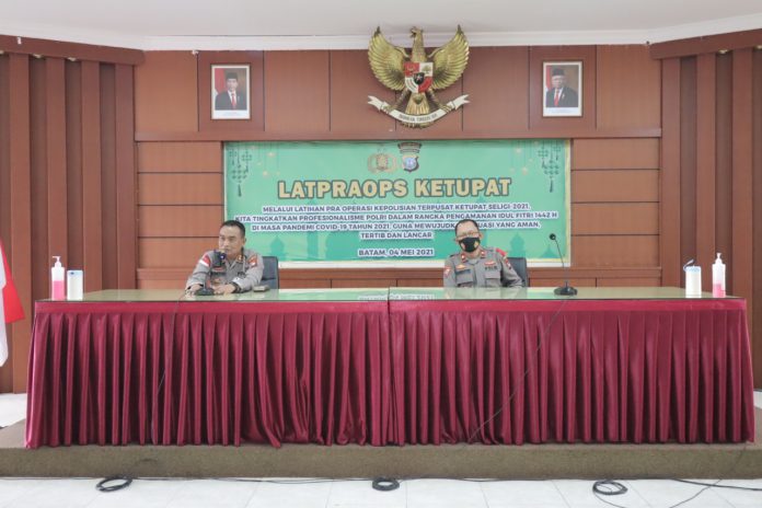 Polresta Barelang gelar Lat Pra Ops Ketupat Seligi 2021 bertempat di Ruang Rapat Lantai 3 Polresta Barelang yang dipimpin oleh Wakapolresta Barelang AKBP Junoto, SIK. Rabu (05/05/2021)