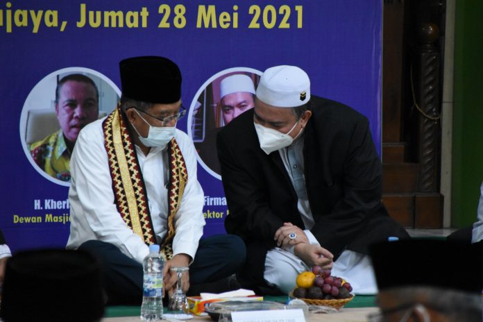 Rektor IIB Darmajaya Masuk Anggota Majelis Pakar, JK Ajak Makmurkan Masjid dan Sejahterakan Warga Sekitar