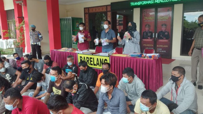 Unit Reskrim Polresta Barelang dan Polsek jajaran berhasil mengamankan 31 Orang terkait premanisme dan Pungutan liar (Pungli) berdasarkan laporan dari tindak lanjut masyarakat, Senin (14/06/2021).