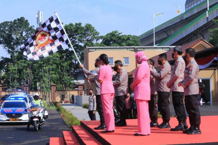 Polri Gelar Baksos Serentak se-Indonesia Jelang Hari Bhayangkara ke-75