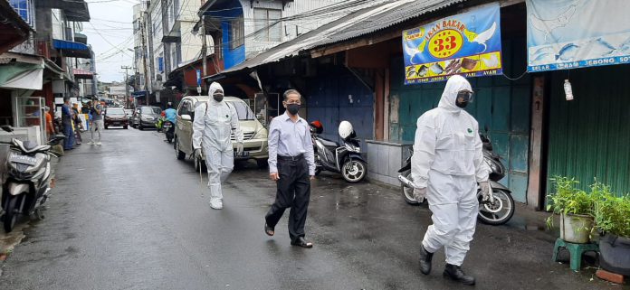 Polsek Tanjungpinang Kota Lakukan Penyemprotan Cairan Disinfektan