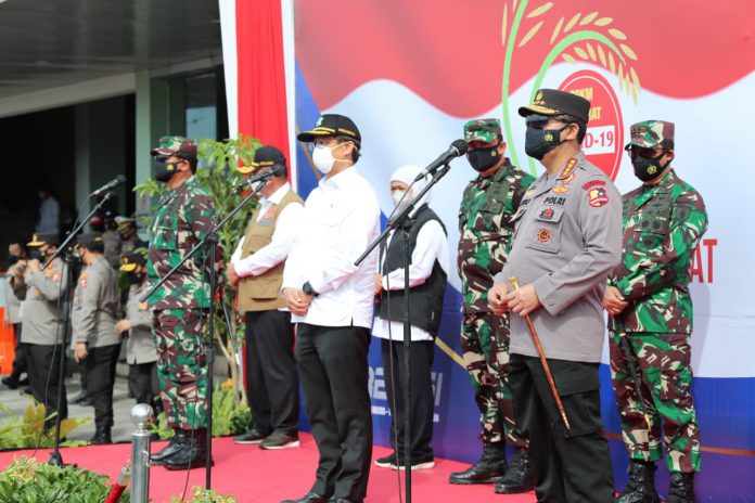 Kapolri Jenderal Listyo Sigit saat di Sidoarjo, Jawa Timur