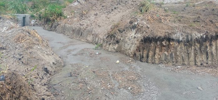 Tampak Limbah PT Maharkata di Desa Portibi Lama Kecamatan Merek