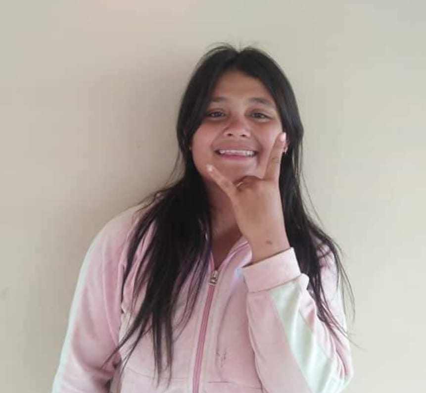 Jeyen Beata Putri Br Sembiring (16) Tahun